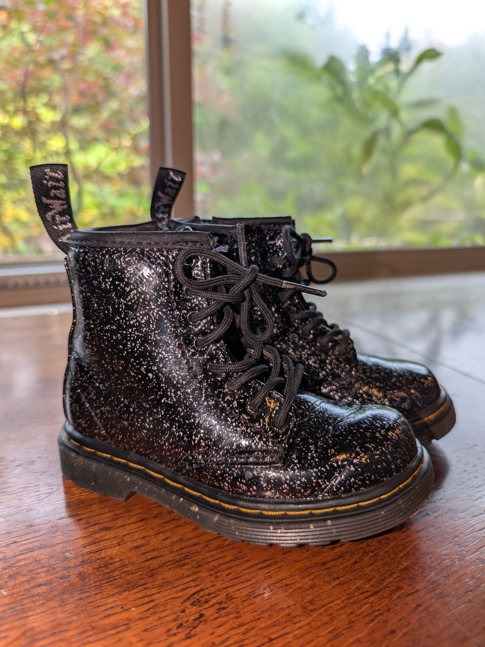 Dr. Martens Toddler 1460 Glitter Lace Up Boots Size 8